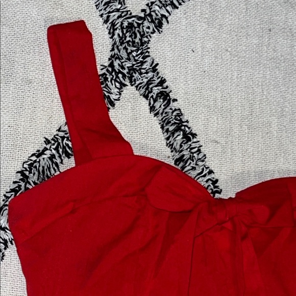 Sienna Sky Red Crop Top Size L - Picture 2 of 6